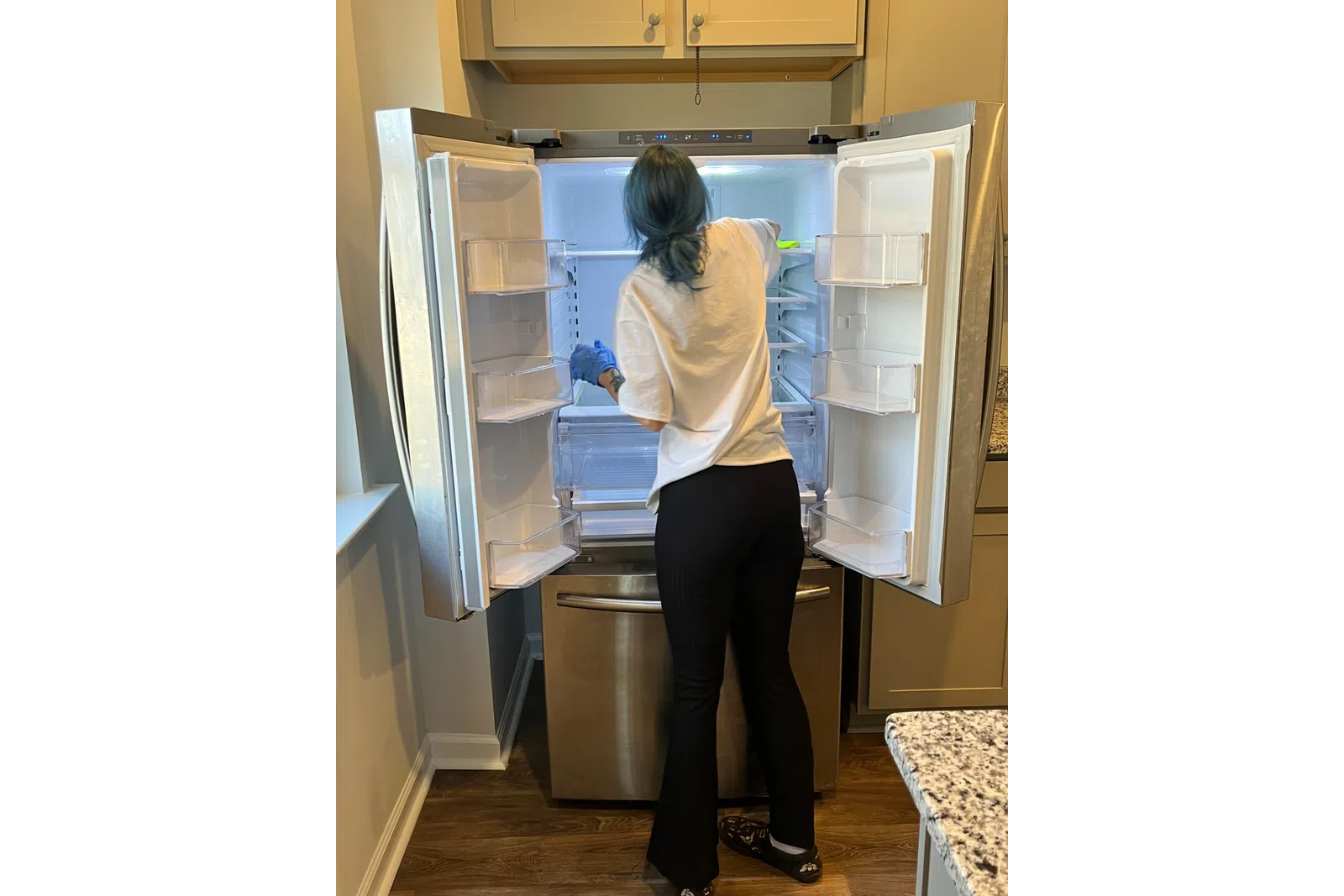 MaidPro Summerville cleans out your fridge and details your kitchen