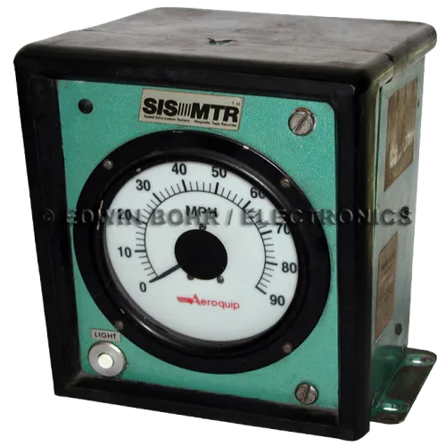Aeroquip branded SIS MTR analog speedometer measuring up to 90 MPH in a green and black metal box.