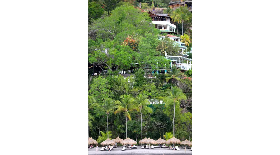 Beach+Mountains+Jungle=Anse Chastanet