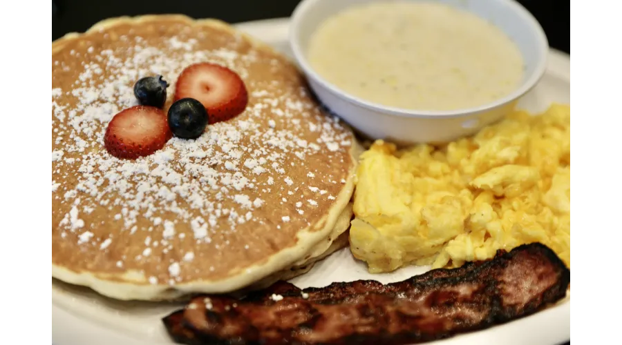 Grits & Eggs