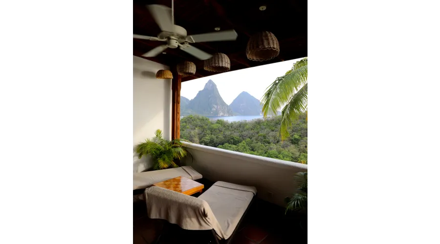 Beach+Mountains+Jungle=Anse Chastanet