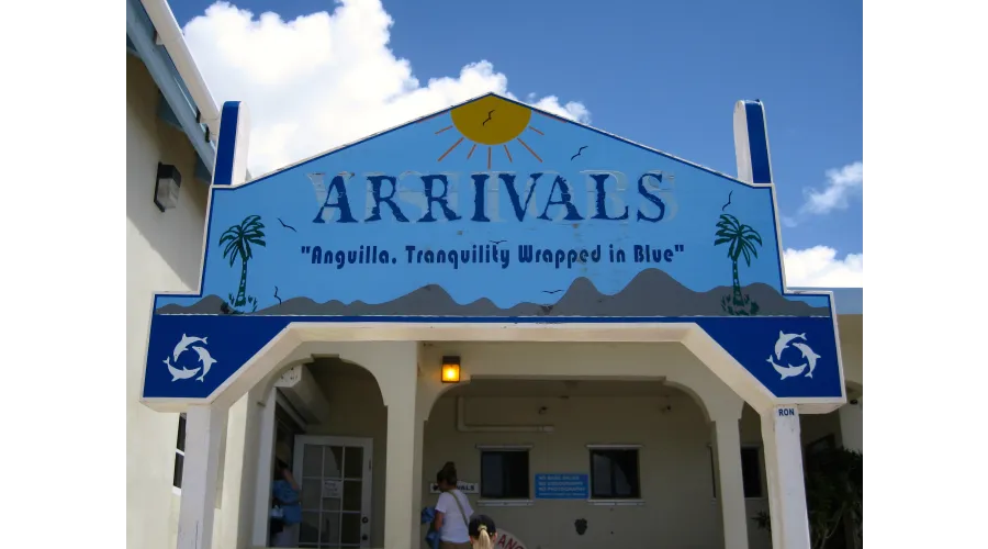 You say Sint Maarten, I say Saint-Martin