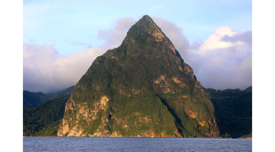Beach+Mountains+Jungle=Anse Chastanet