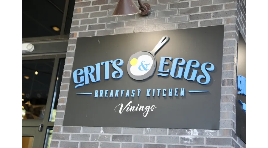 Grits & Eggs