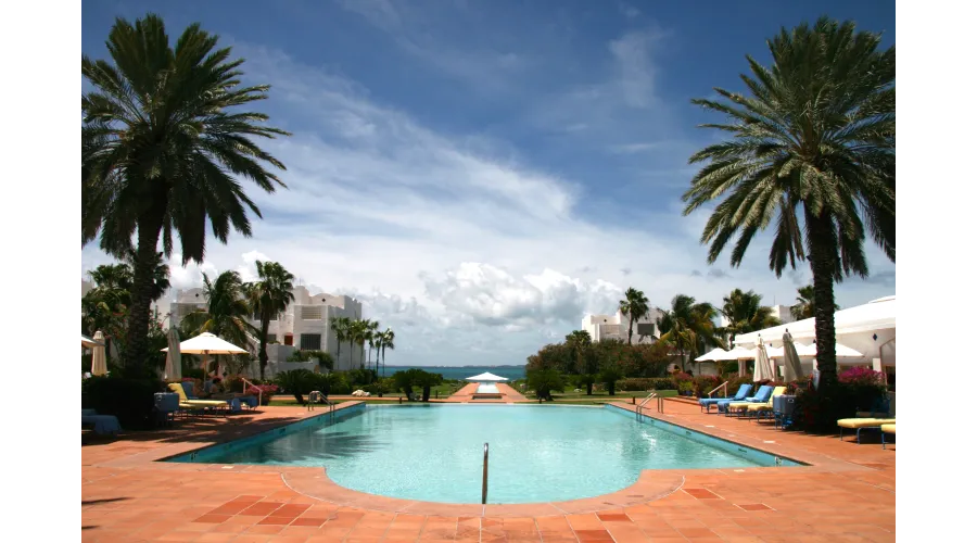 You say Sint Maarten, I say Saint-Martin