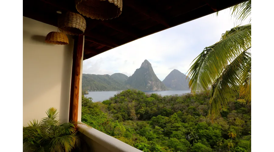 Beach+Mountains+Jungle=Anse Chastanet