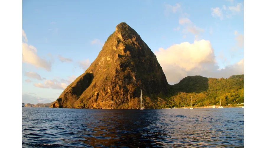Beach+Mountains+Jungle=Anse Chastanet