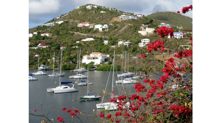 You say Sint Maarten, I say Saint-Martin