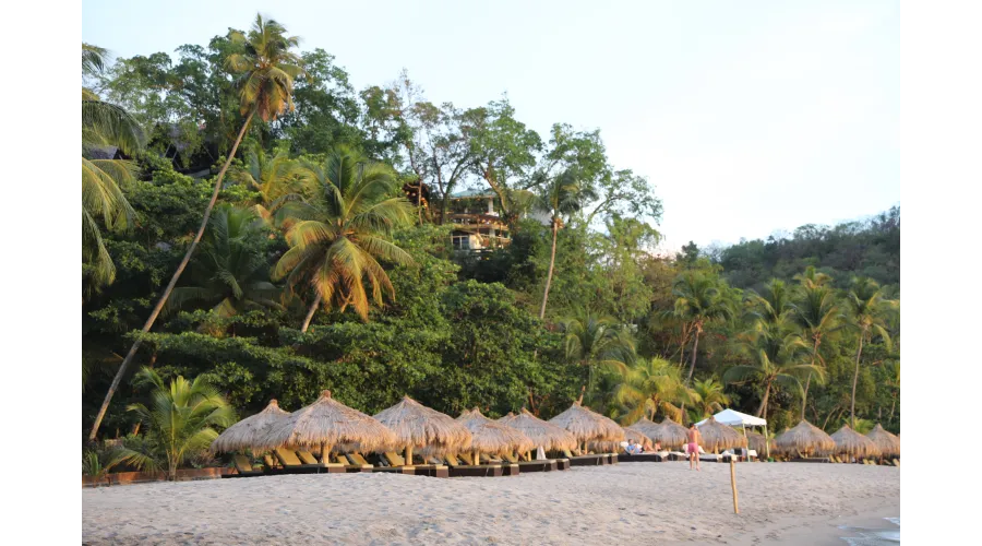 Beach+Mountains+Jungle=Anse Chastanet