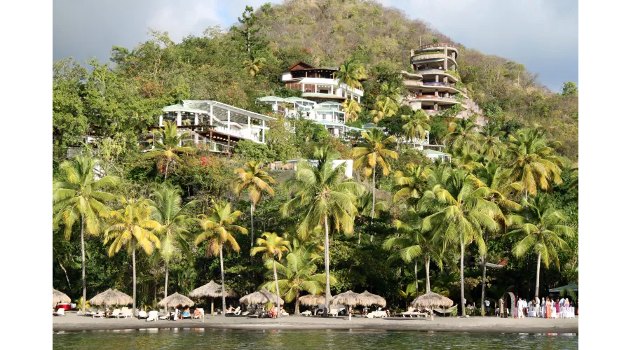 Beach+Mountains+Jungle=Anse Chastanet