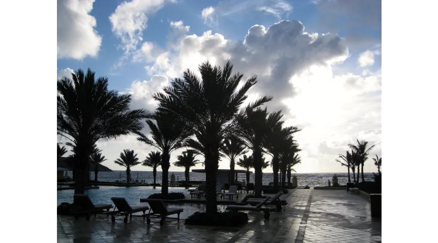 You say Sint Maarten, I say Saint-Martin