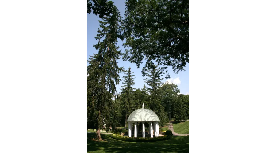 The Greenbrier:  America's Resort 