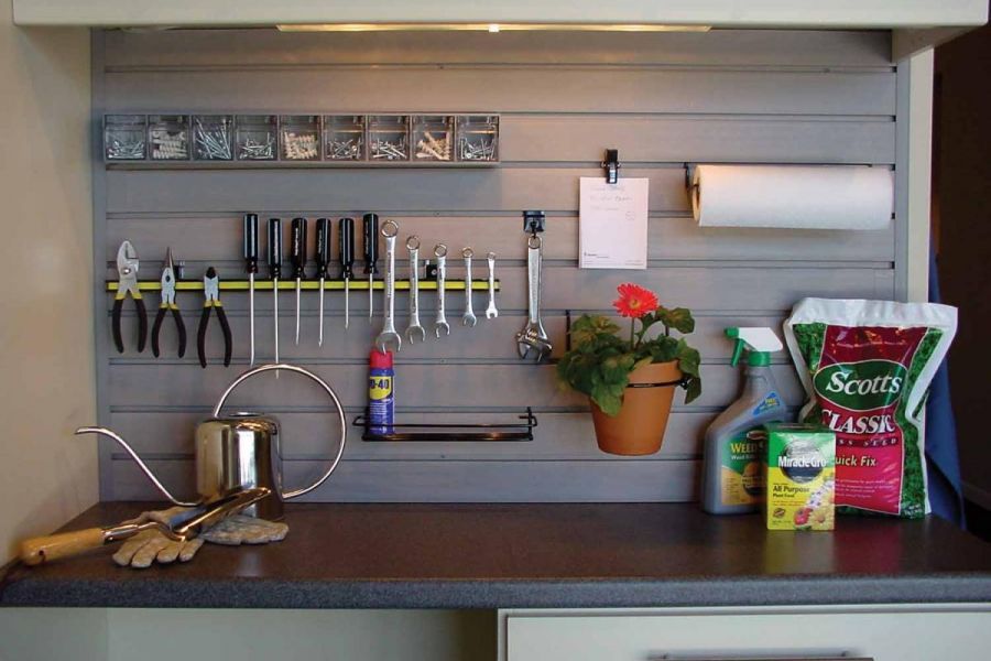 Organized work bench garage space