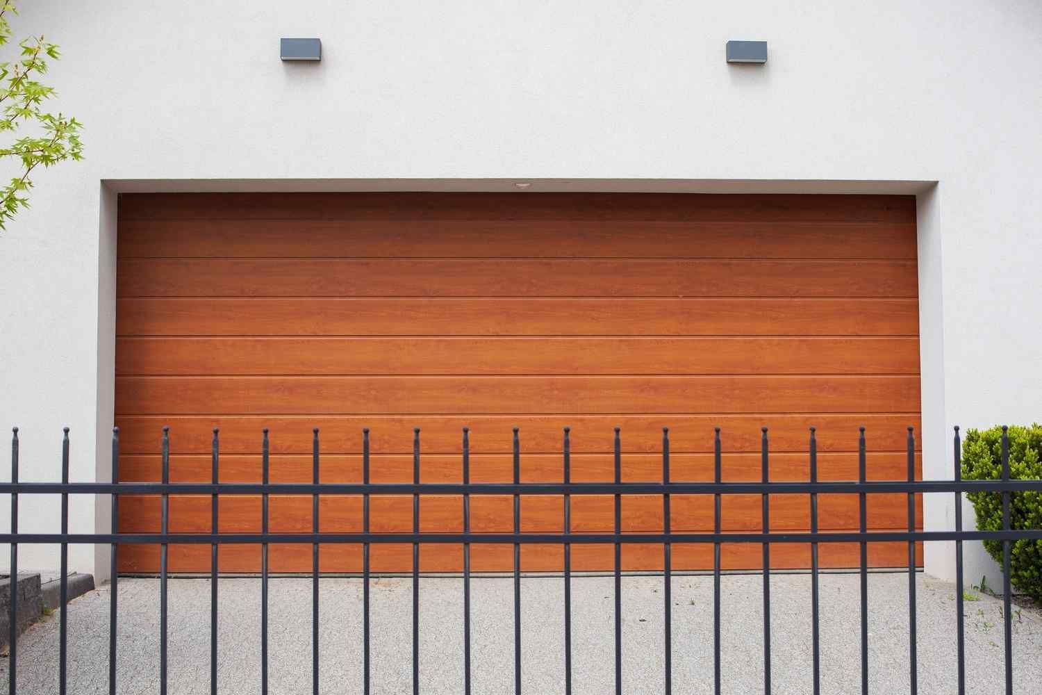 How to Choose the Right Garage Door for Your Home