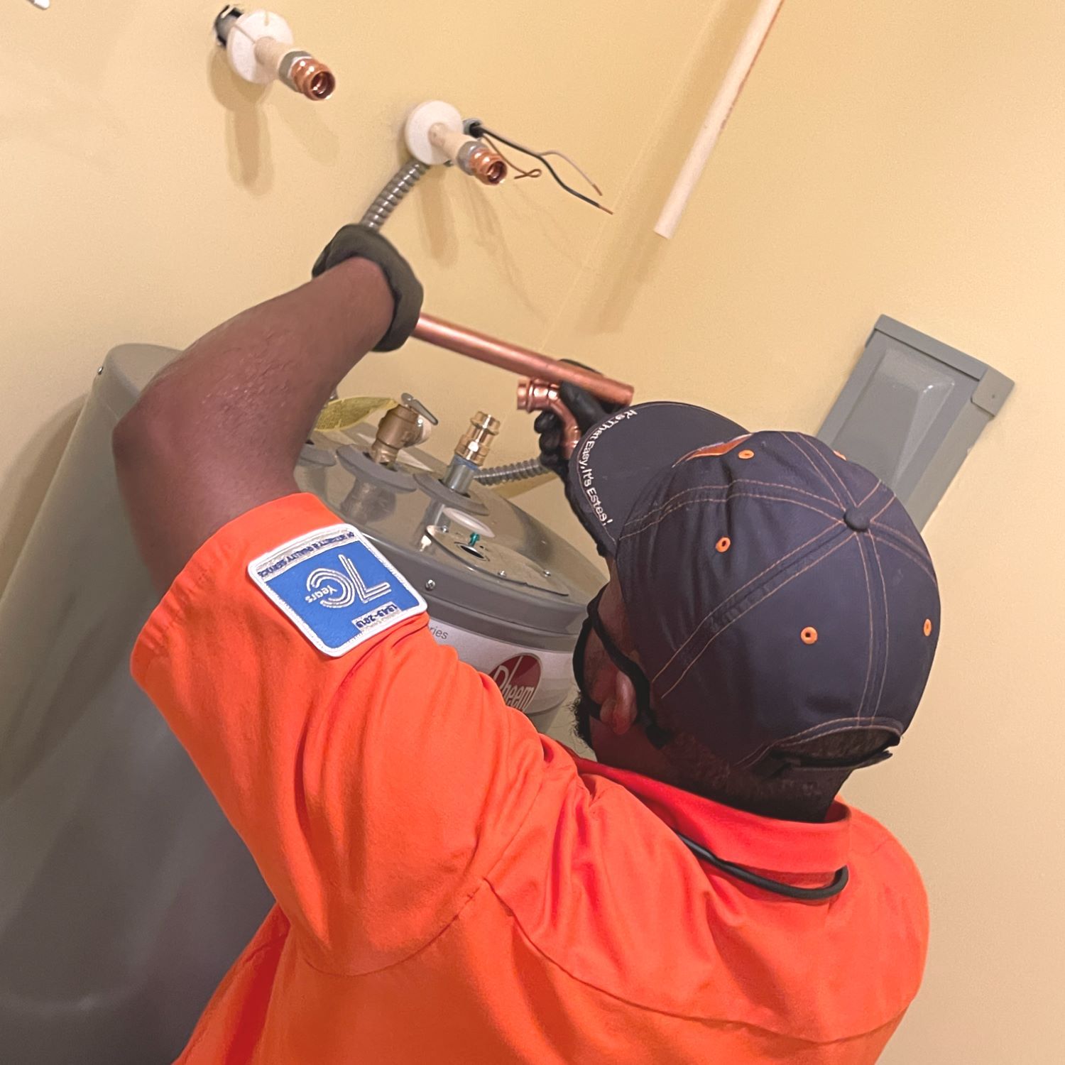 Estes Plumber is installing a Rheem Tank Water Heater