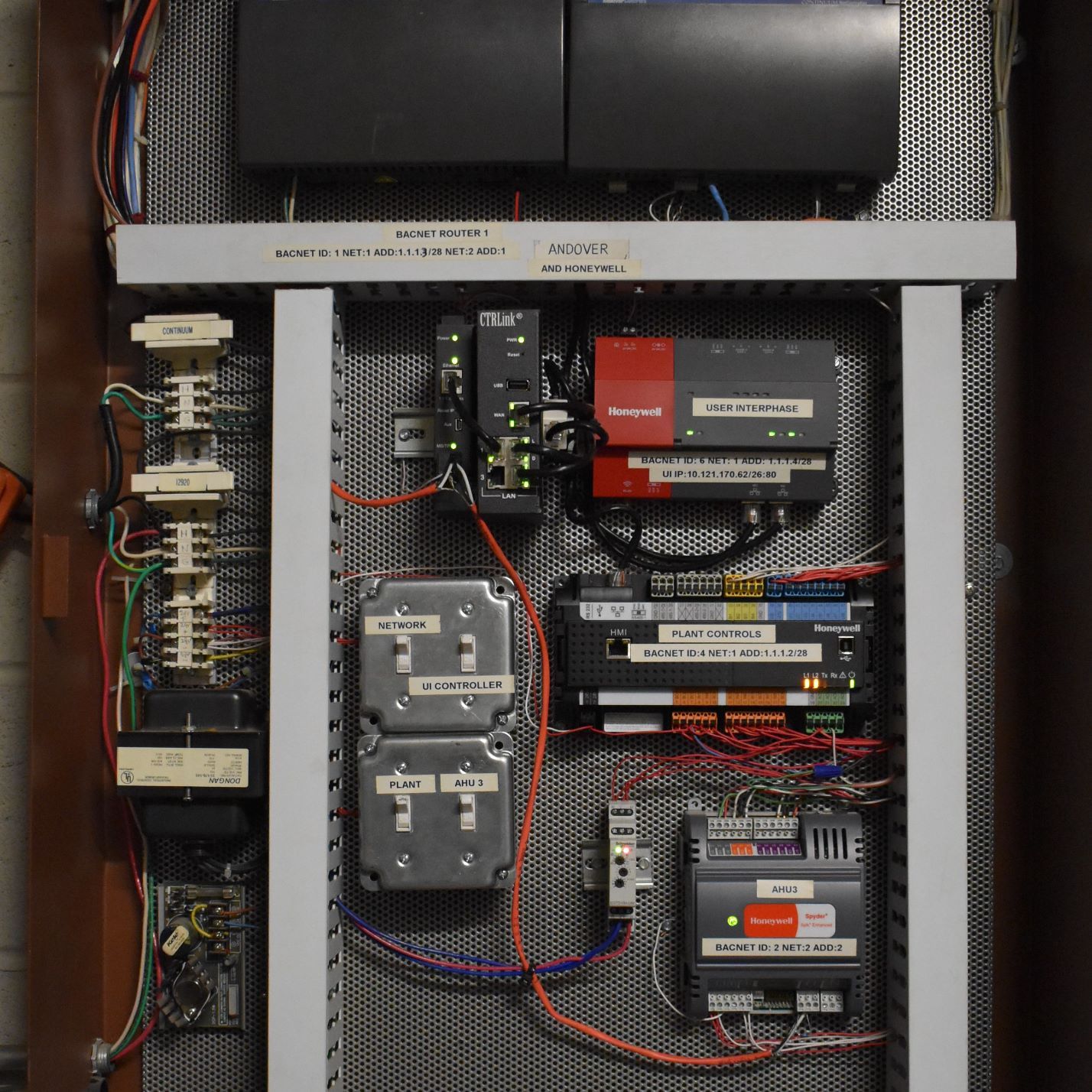 HVAC Controllers. Estes Services HVAC Commercial Installation