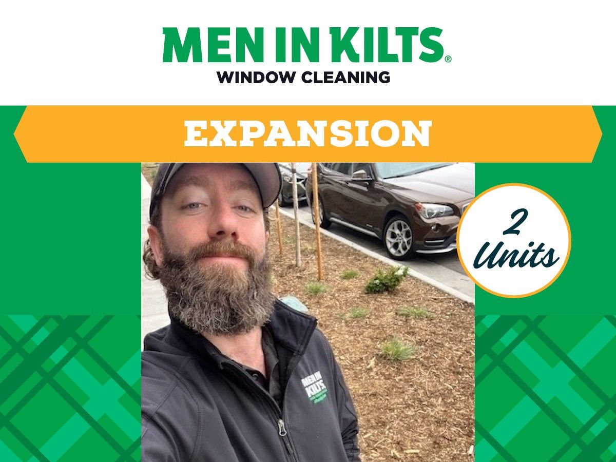Men In Kilts Window Cleaning franchisee, Danny Salzman in Denver, Co