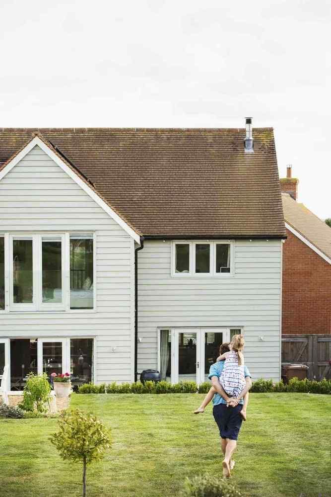 How to Tell When it's Time to Replace Your Siding