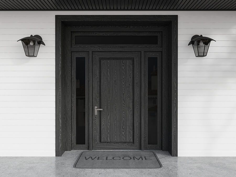 How to Choose the Perfect Front Door Material for Your Home 