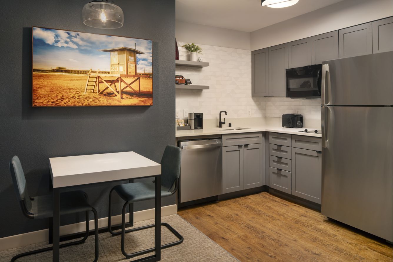 Residence Inn by Marriott Custom Kitchen Millwork and Quartz Countertops