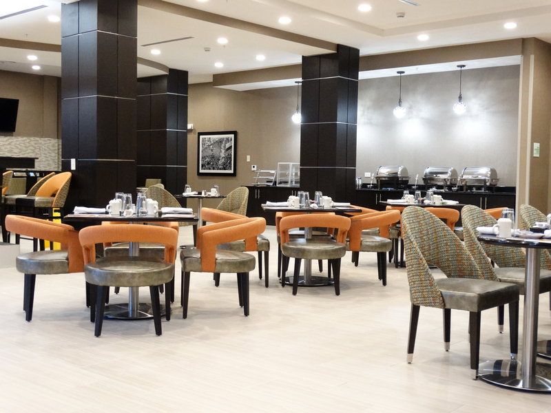 Holiday Inn Custom Public Area Wrapped Columns