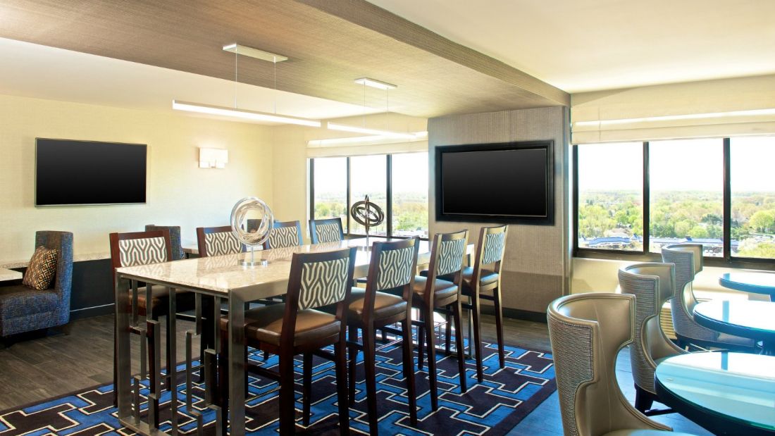 Sheraton Custom Seating Area Quartz
