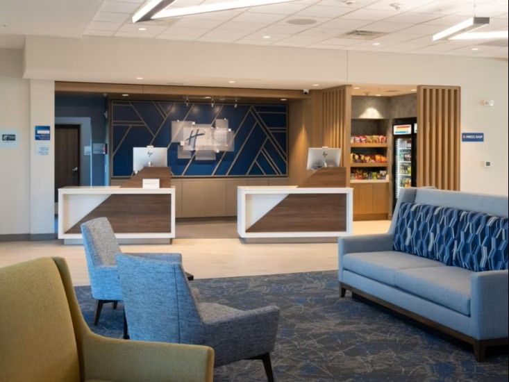 Holiday Inn Express Custom Front Desk Millwork and Quartz