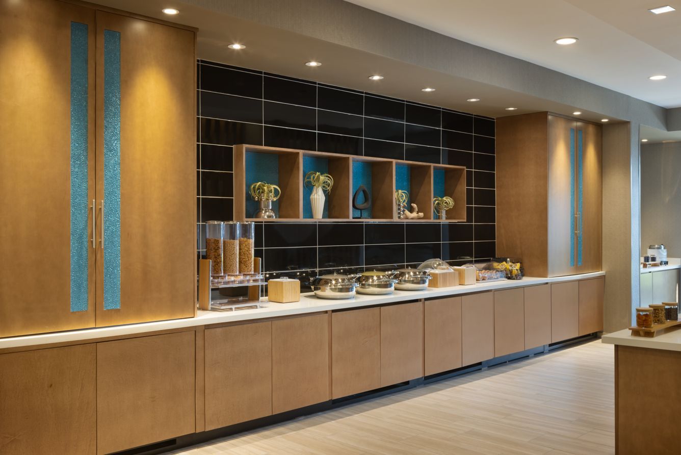 Springhill Suites by Marriott Custom Breakfast Buffet Cabinetry and Quartz Counters