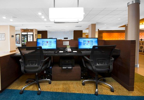 Fairfield Inn by Marriott Business Center Casework