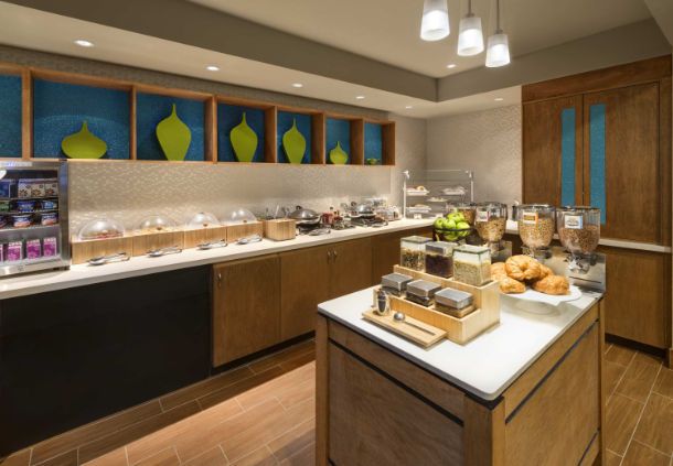 Springhill Suites by Marriott Breakfast Area Cabinetry