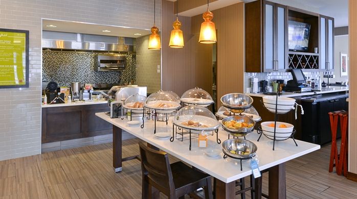 Hilton Garden Inn Custom Breakfast Area Millwork