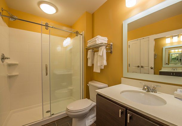 TownePlace Suites by Marriott Custom Guest Bath Vanity Tops