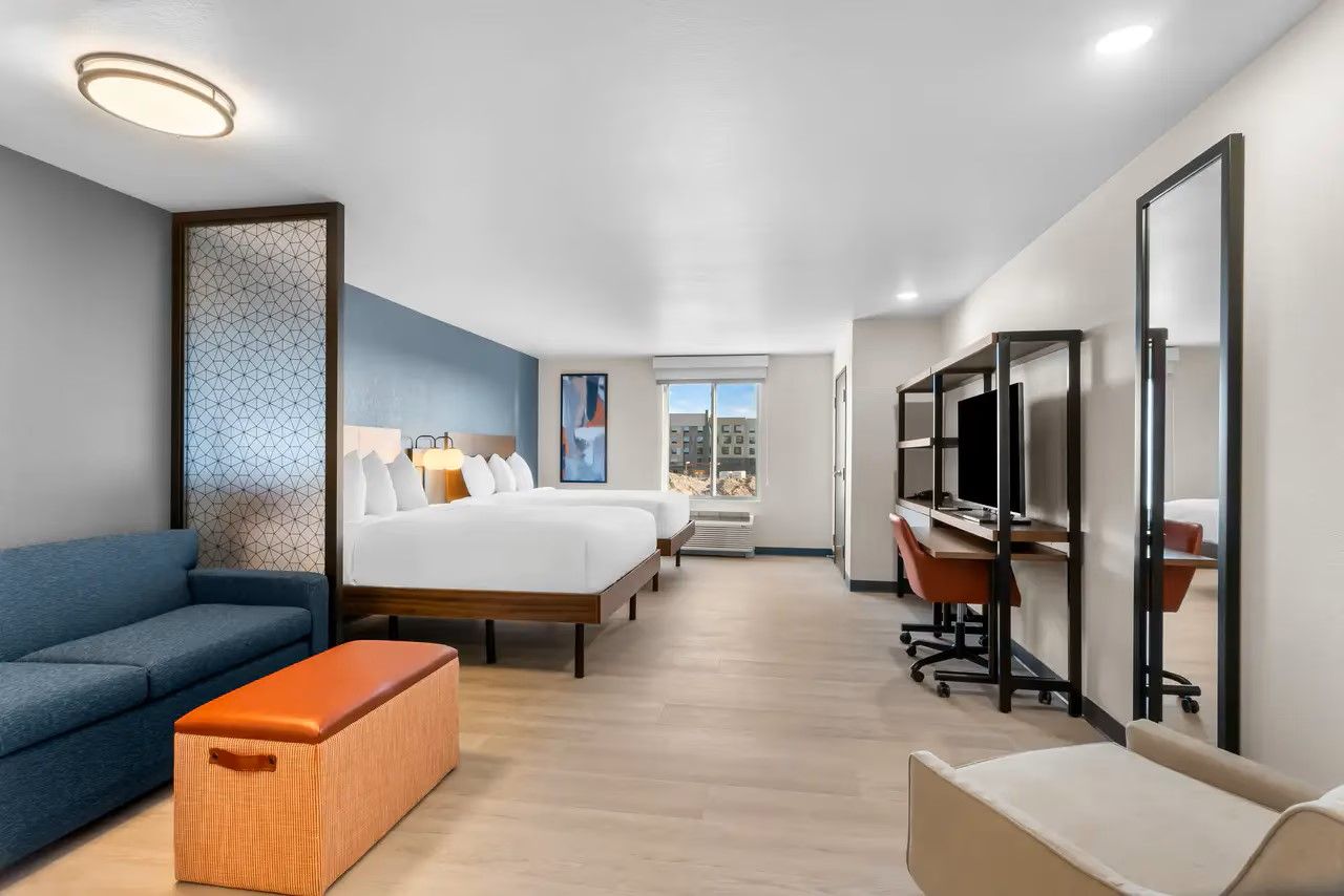 Everhome Suites Custom Suite Dividers