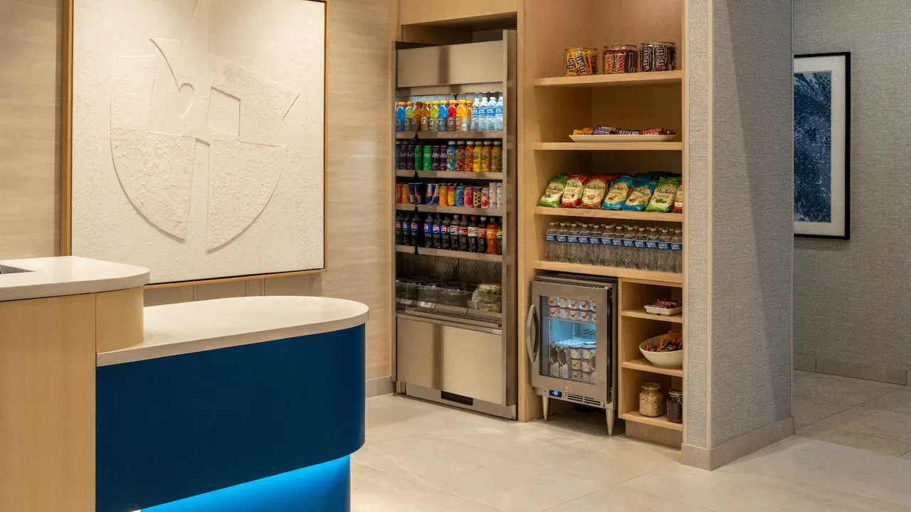 Hyatt Place Grab & Go Casework and Counters