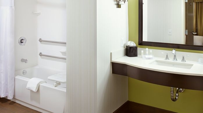 Hilton Garden Inn Custom Bathroom Vanity Quartz and Apron