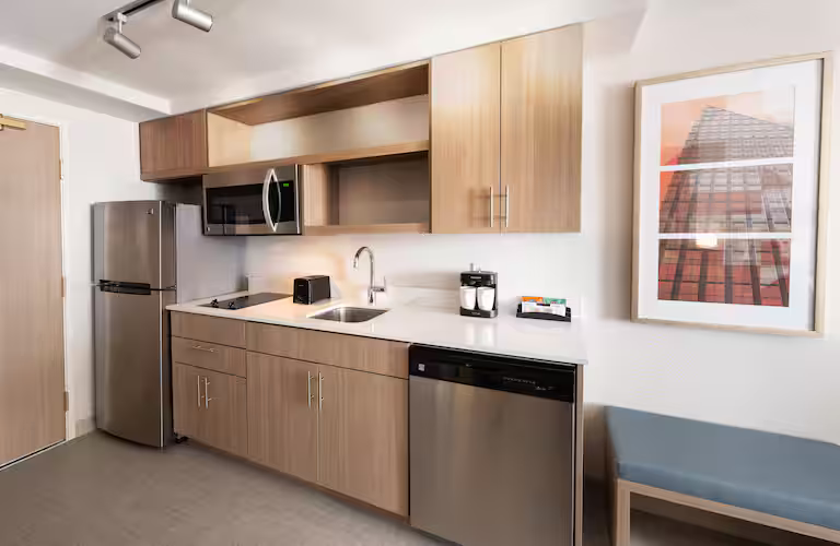 Homewood Suites by Hilton Hotels Efficiency Suites Kitchen Cabinets and Quartz 