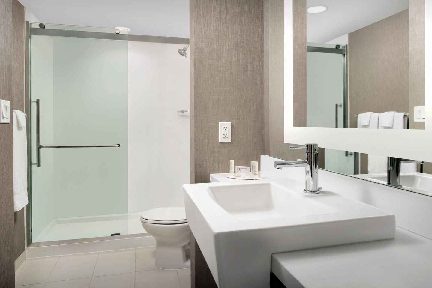 Springhill Suites Shower Surround