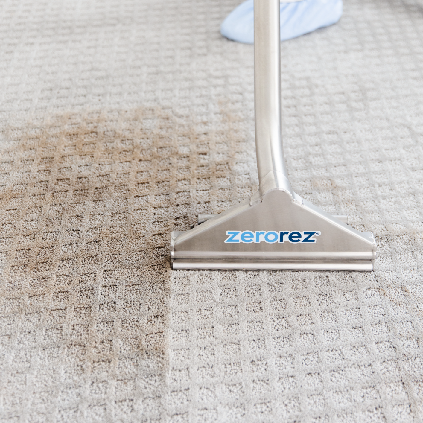 Zerorez professionally removes carpet wicking stains for good with its proprietary Zr™ Wand