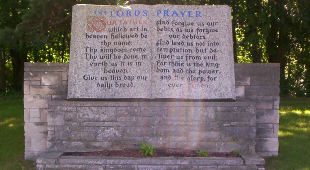 a stone monument with writing on it
