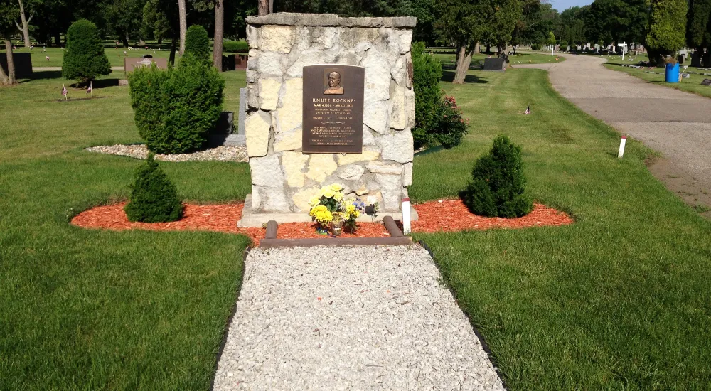 a tombstone in a cemetery