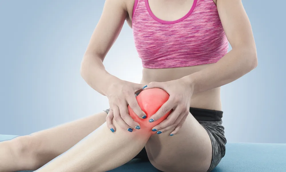 Despite Youth, Teens Experience Knee Pain