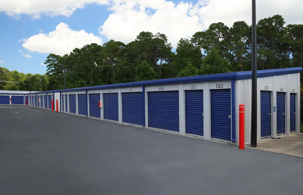 a row of blue and white lockers