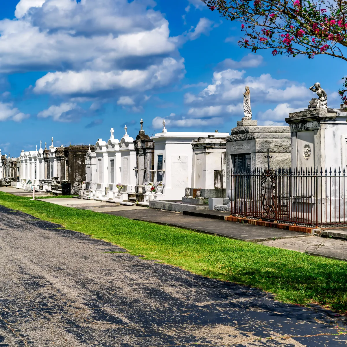 Lawn Crypt Burials Burial in an Above Ground Crypt