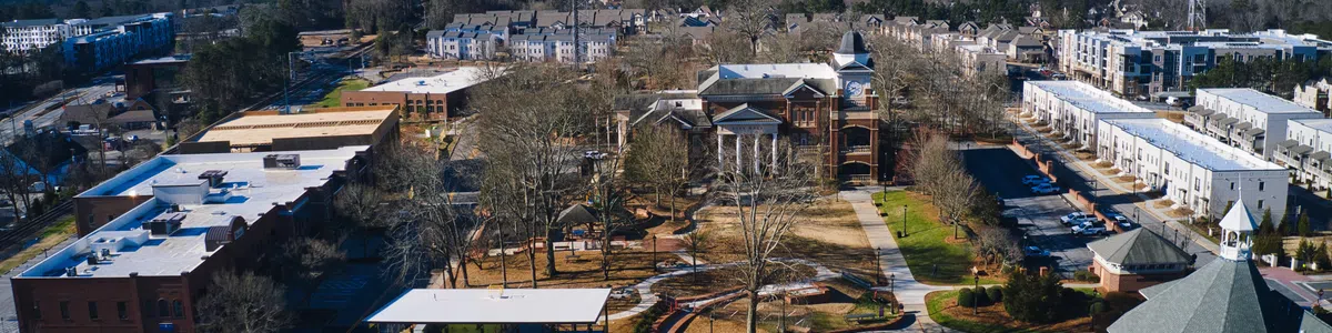 the center of Decatur, GA
