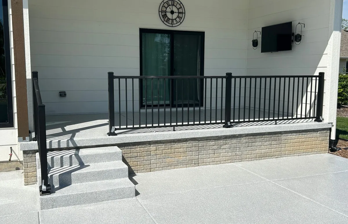 porch with steps and railing