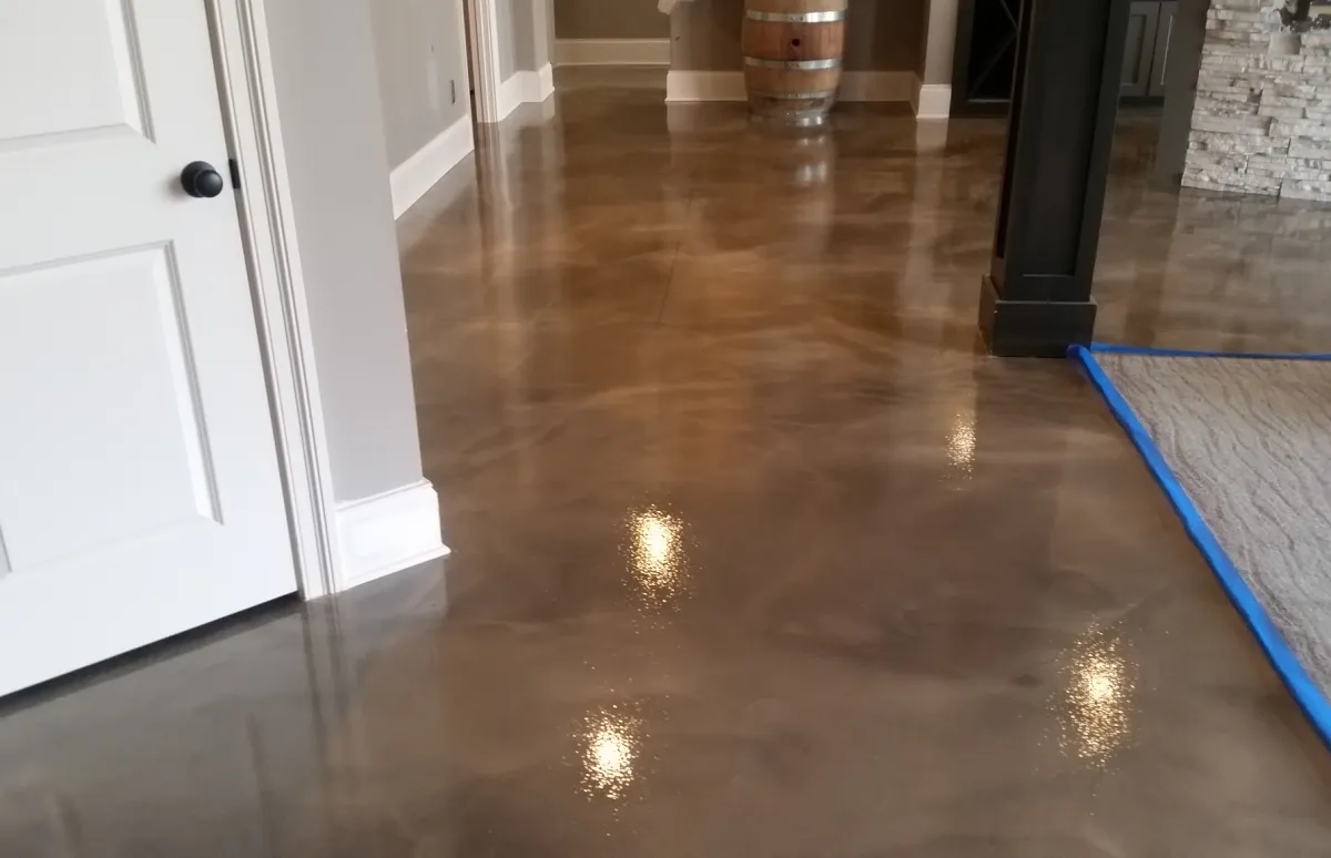 Liquid Metallic Basement Hall way
