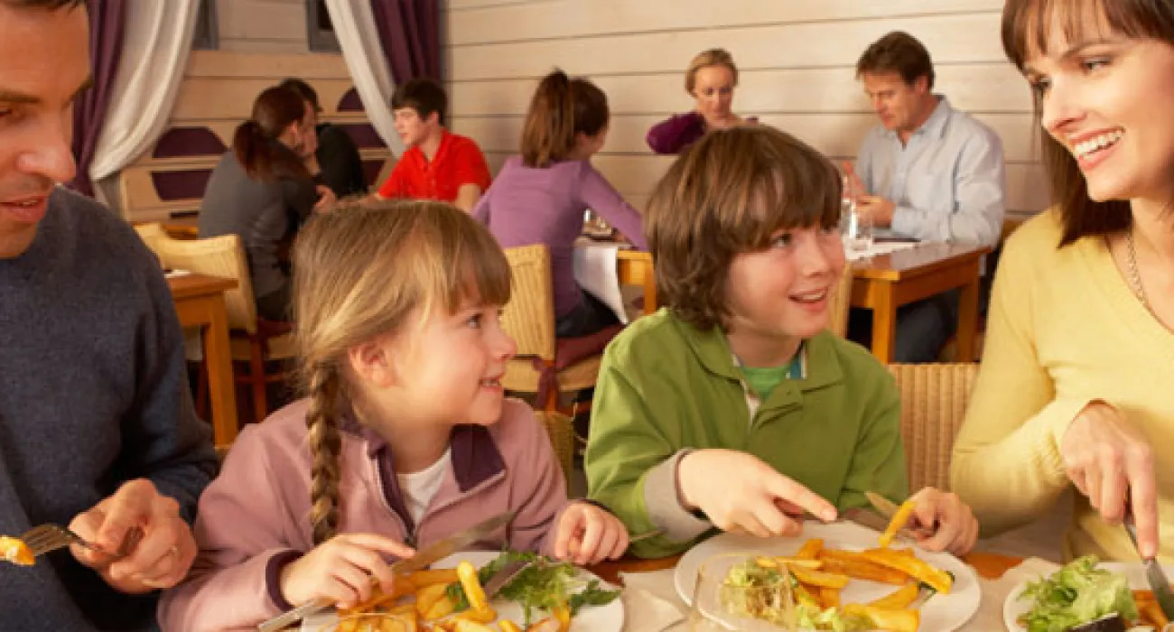 10 Restaurants In (and Around) Atlanta Where Kids Eat Free  
