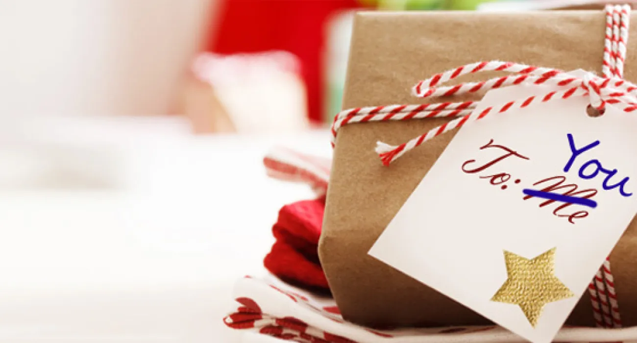 5 Gifts That You Can Regift