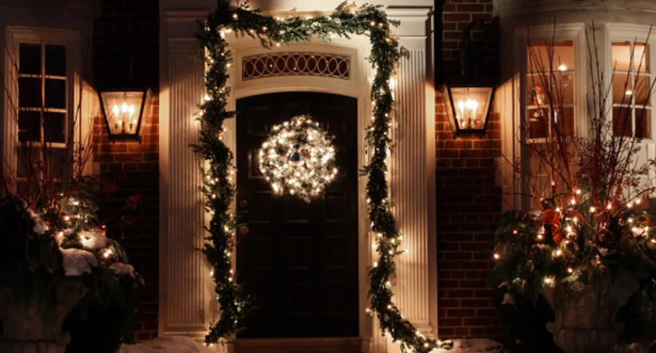 5 Reasons Why You Should List Your Home For The Holidays  