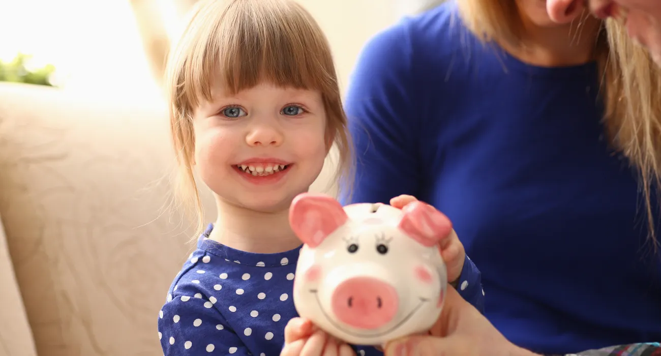 Five Ways To Raise A  Financially Successful Child